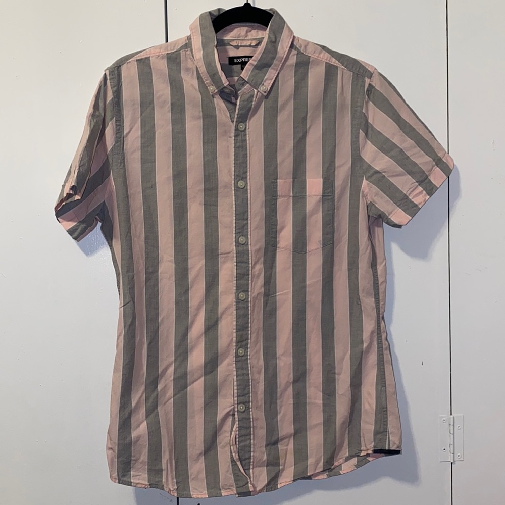Men’s express shirt sleeve button down